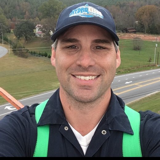 Jason Murphy, owner of HydroClean Pressure Washing and founder of Service Business Builds